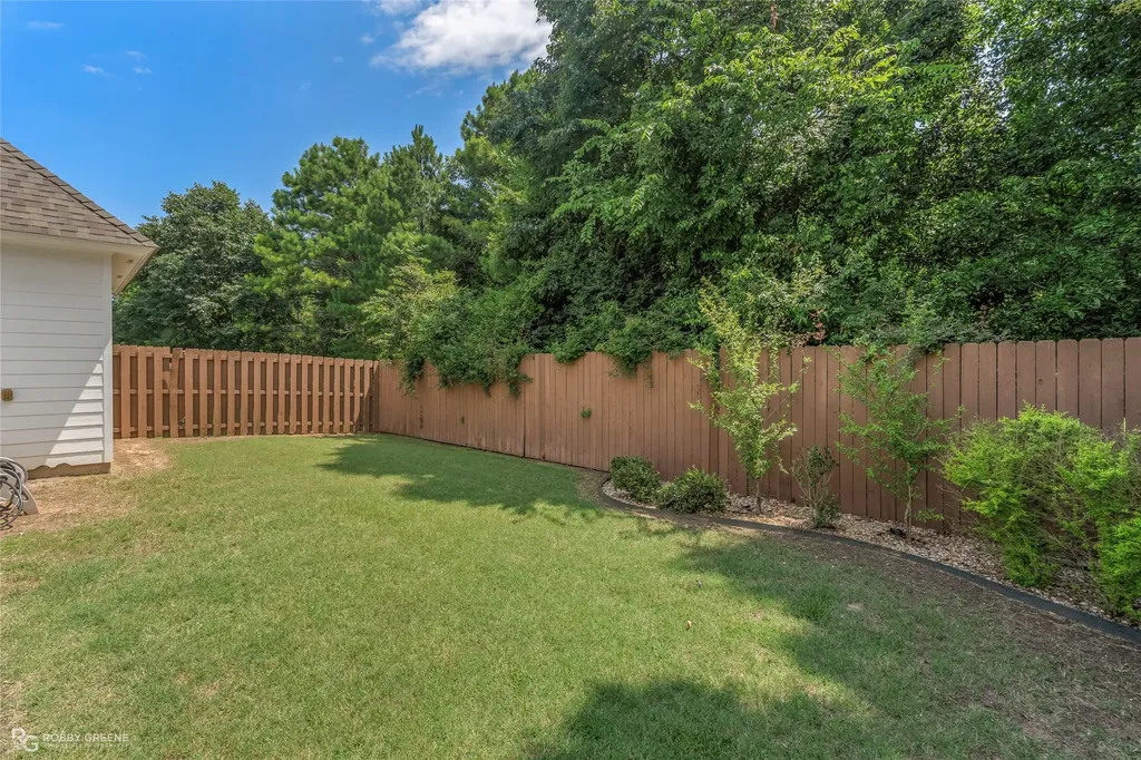 815 Saint Roch Avenue Shreveport LA 71115