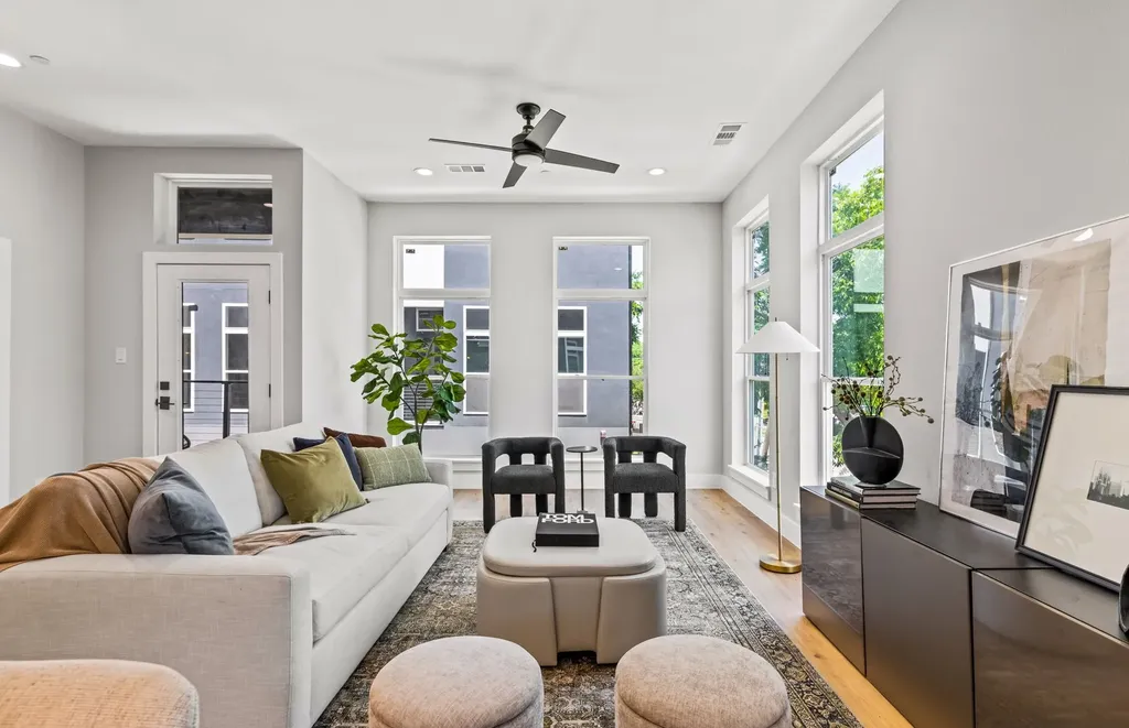 4709 Virginia Avenue Dallas TX 75204