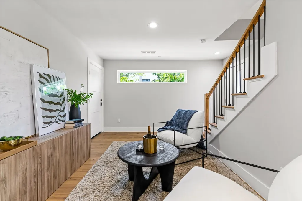 4709 Virginia Avenue Dallas TX 75204