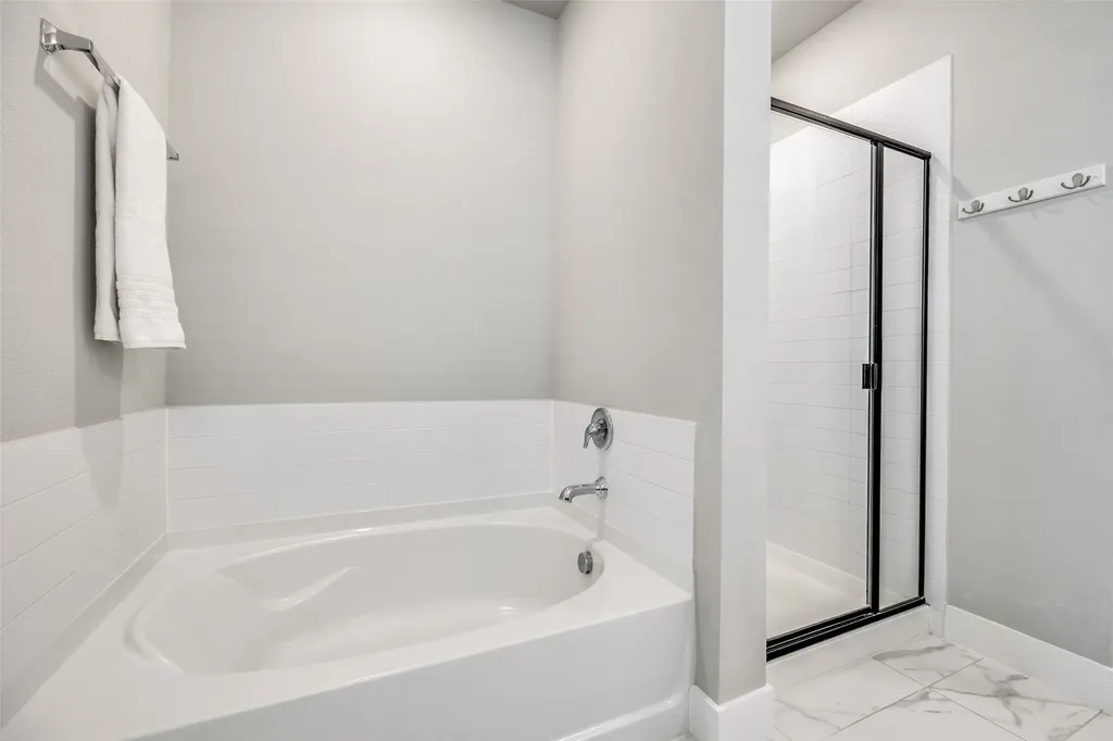 1412 Eclipse Road Aubrey TX 76227