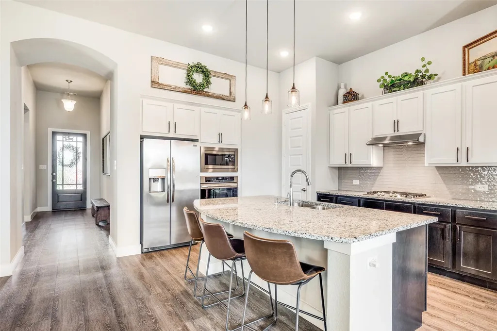 1412 Eclipse Road Aubrey TX 76227