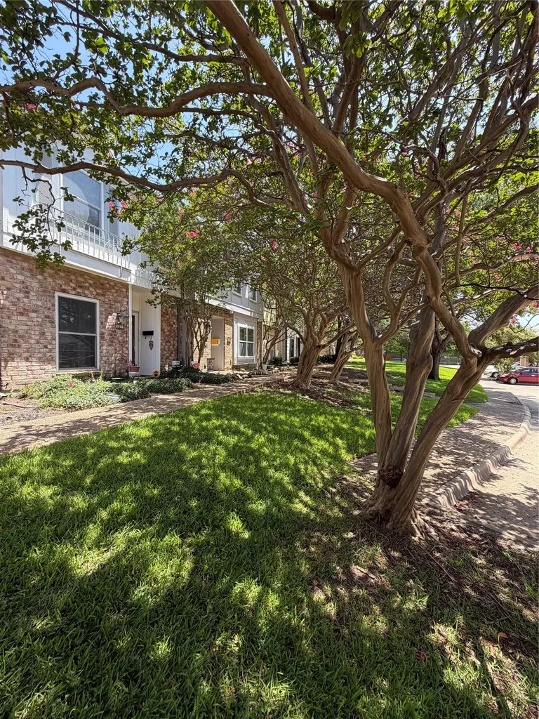 625 Trailwood Court Garland TX 75043