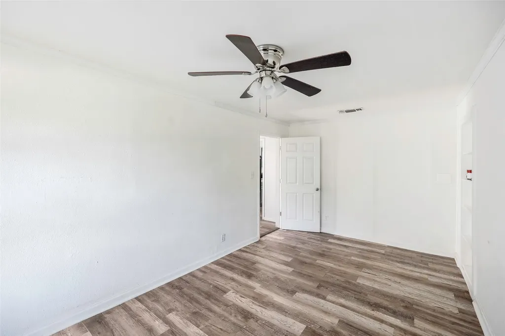 1130 W Day Street Denison TX 75020