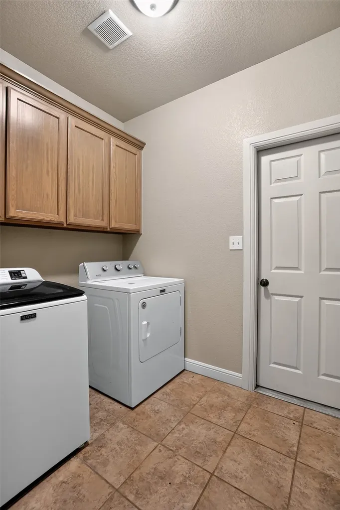 1301 Hyde Park Boulevard Cleburne TX 76033