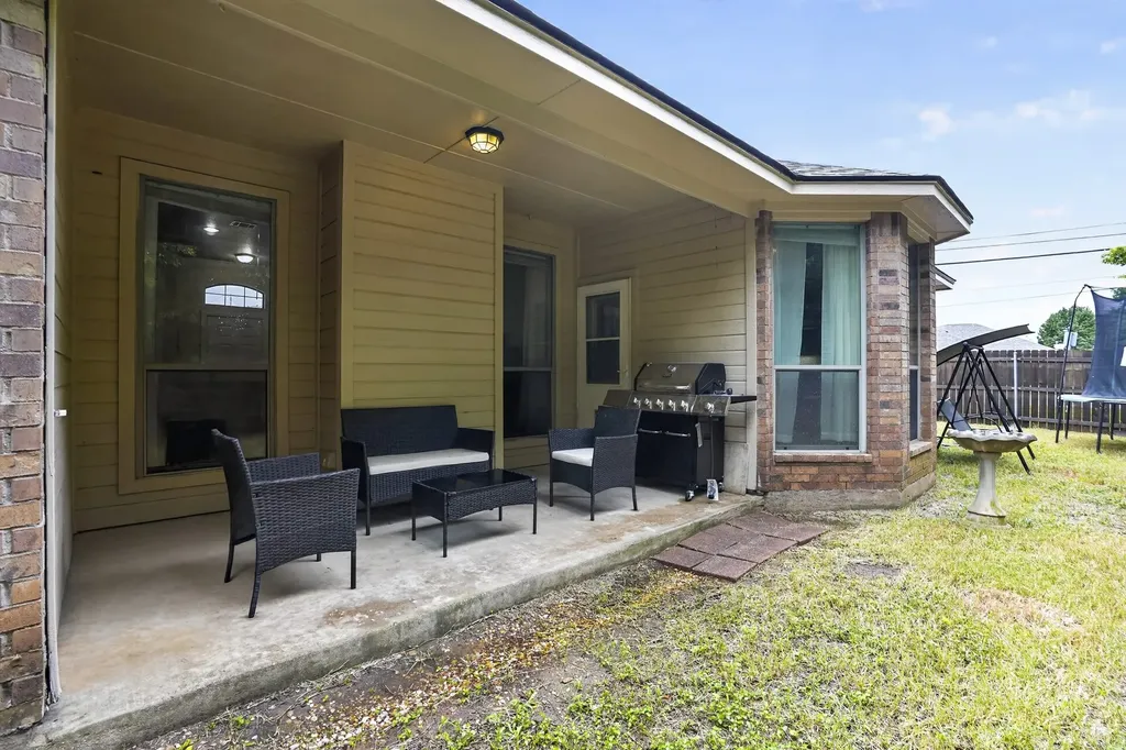 1301 Hyde Park Boulevard Cleburne TX 76033