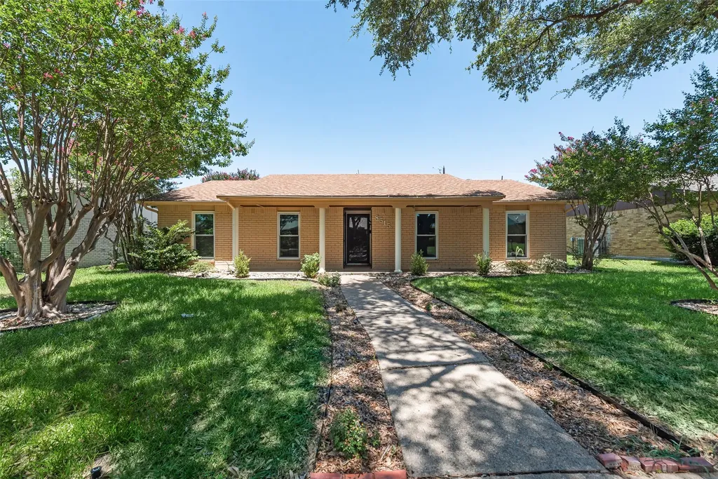 8515 Baumgarten Drive Dallas TX 75228