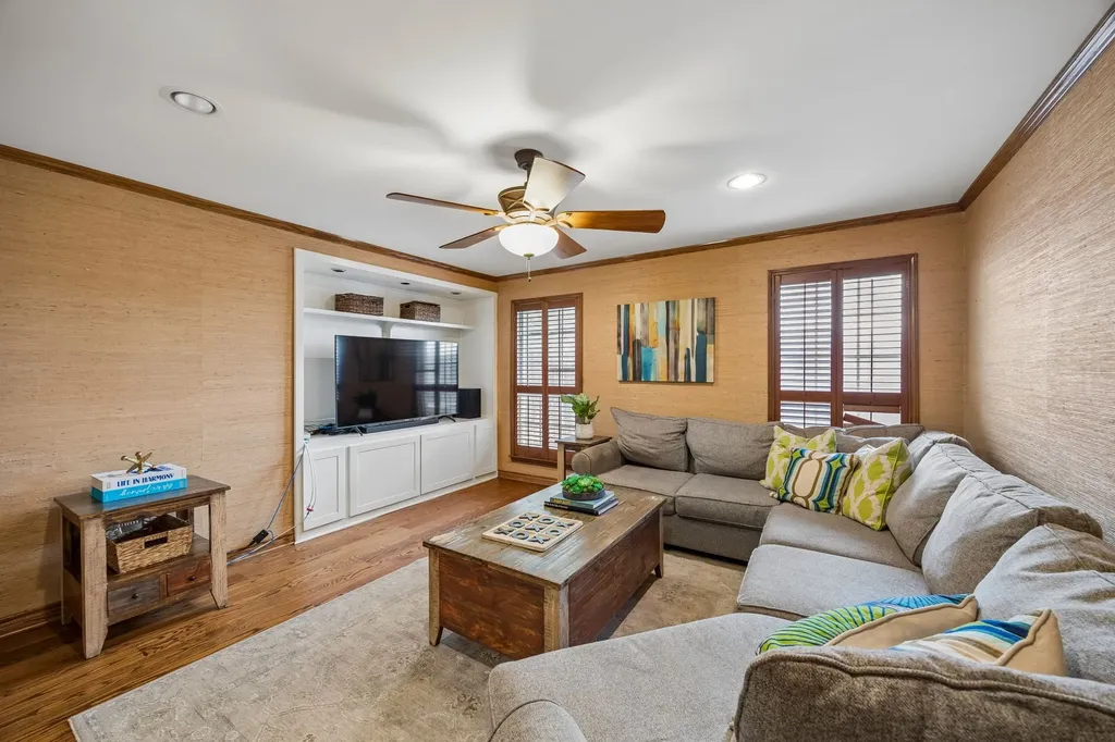 9624 Greensprint Drive Dallas TX 75238