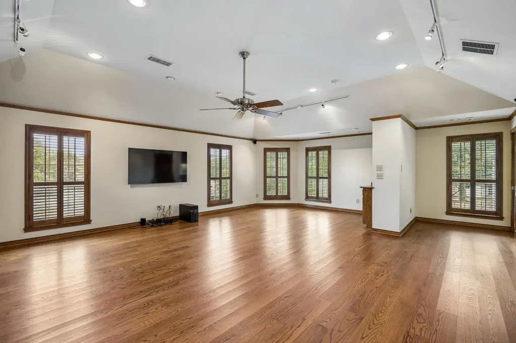 9624 Greensprint Drive Dallas TX 75238