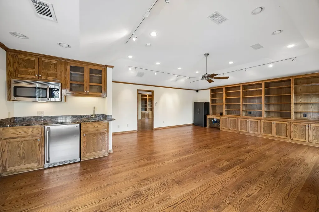 9624 Greensprint Drive Dallas TX 75238