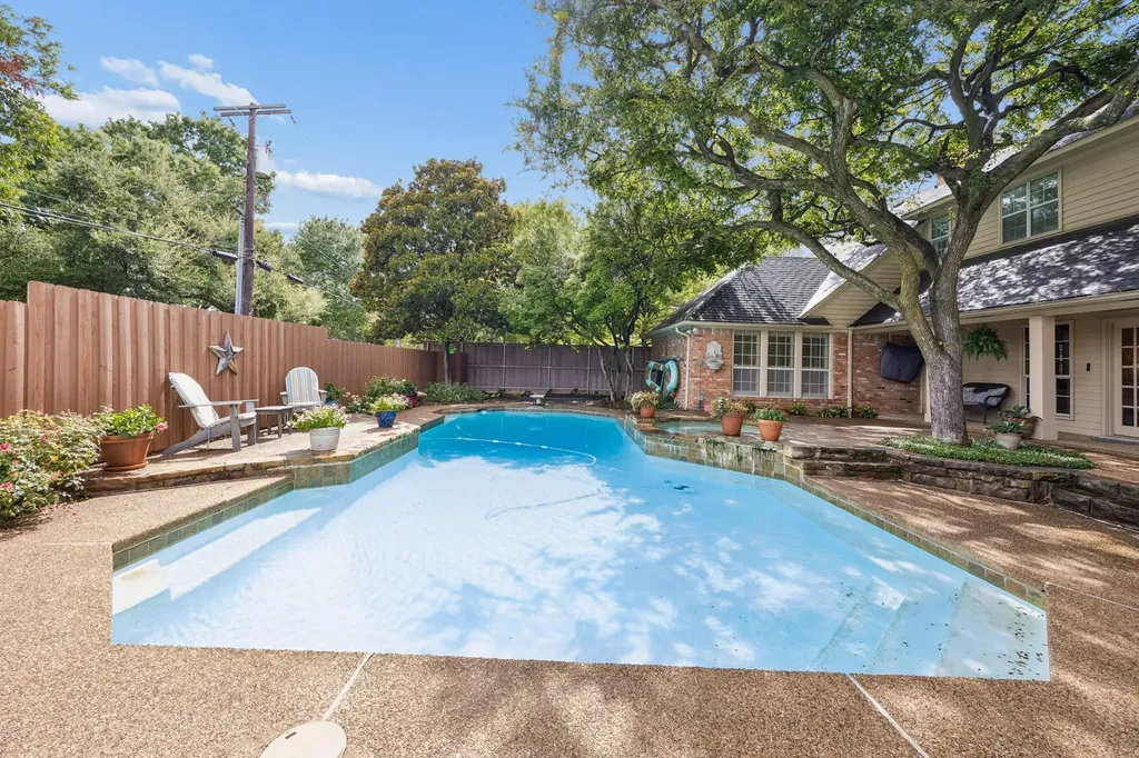 9624 Greensprint Drive Dallas TX 75238
