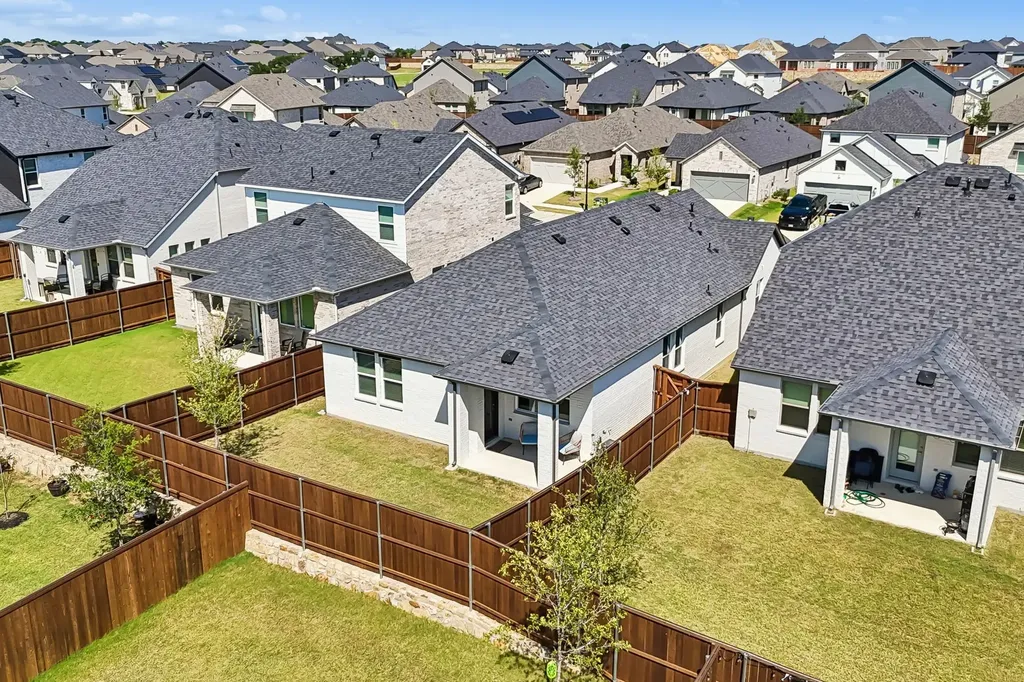 422 Holly Road Little Elm TX 75068