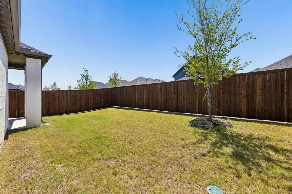 422 Holly Road Little Elm TX 75068