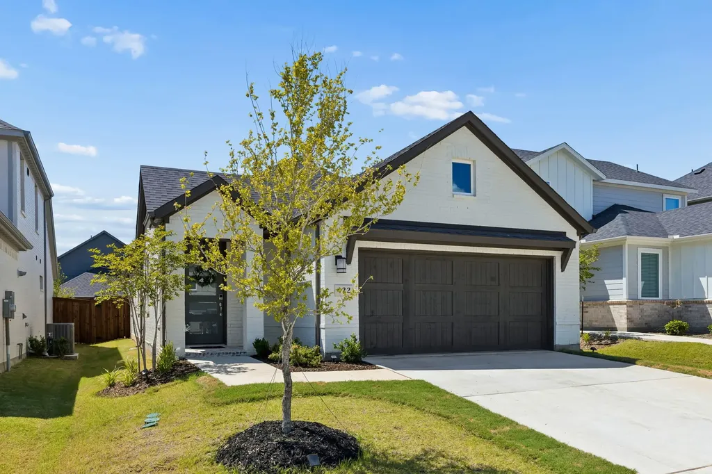 422 Holly Road Little Elm TX 75068