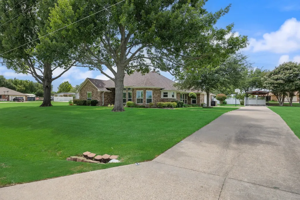 14102 Stanley Lane Forney TX 75126