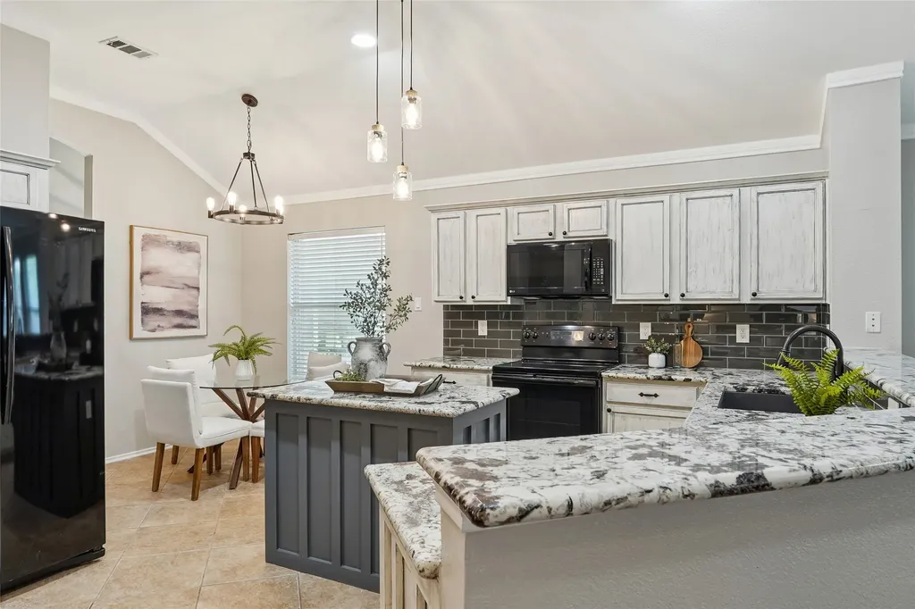 13264 Ridgepointe Road Fort Worth TX 76244