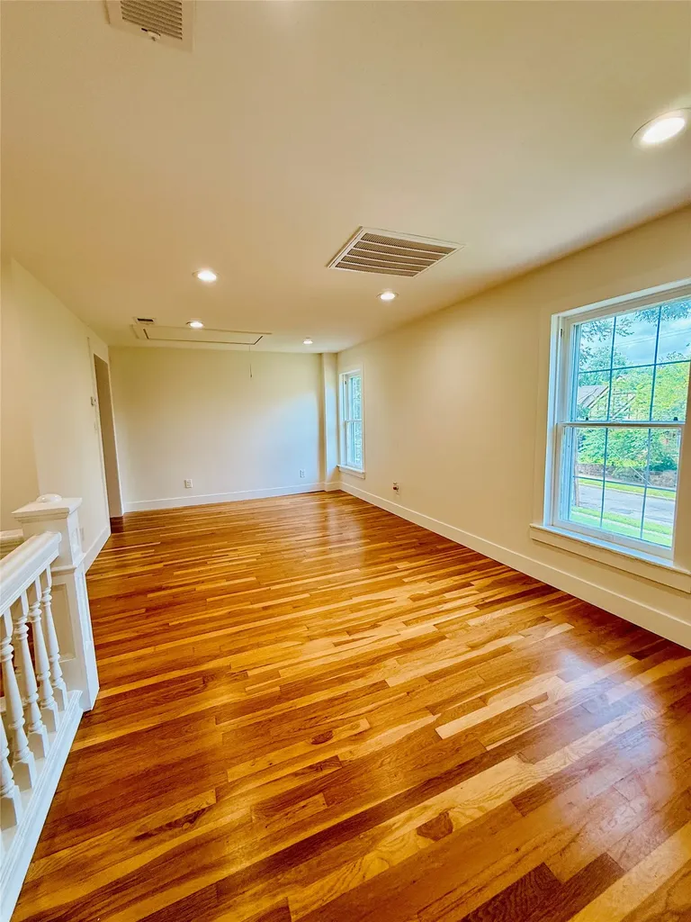 2025 Walworth Street Greenville TX 75401