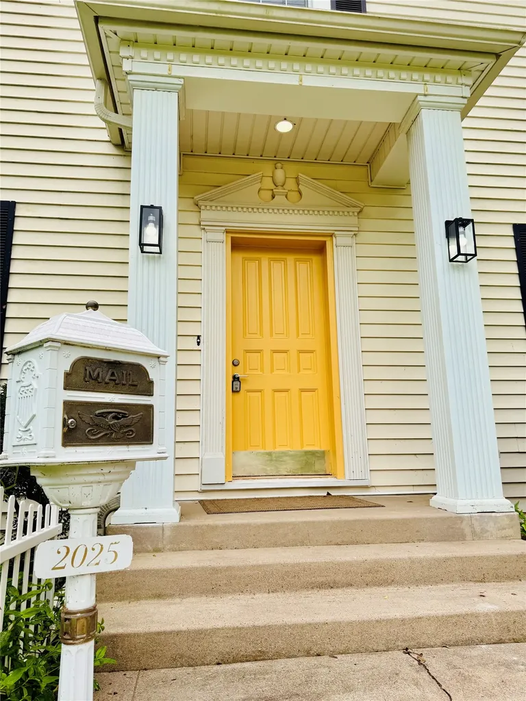 2025 Walworth Street Greenville TX 75401