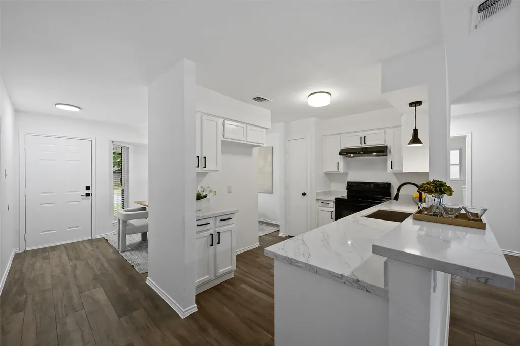 2407 Cranberry Lane Euless TX 76039
