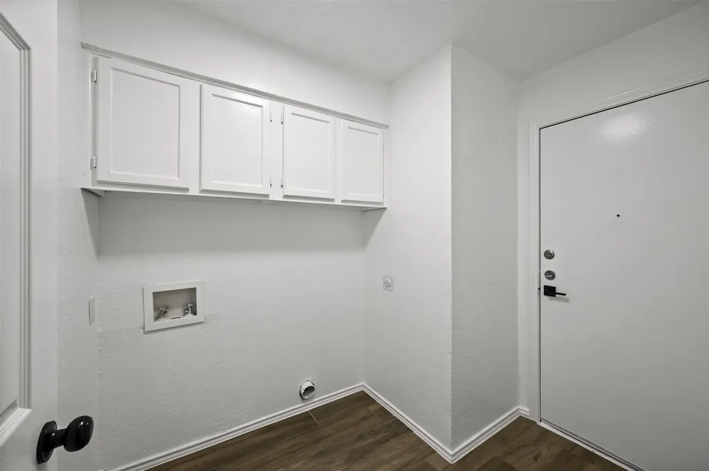 2407 Cranberry Lane Euless TX 76039