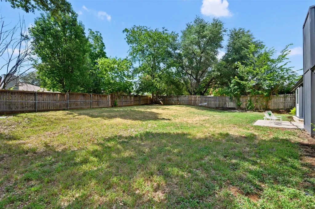 2407 Cranberry Lane Euless TX 76039