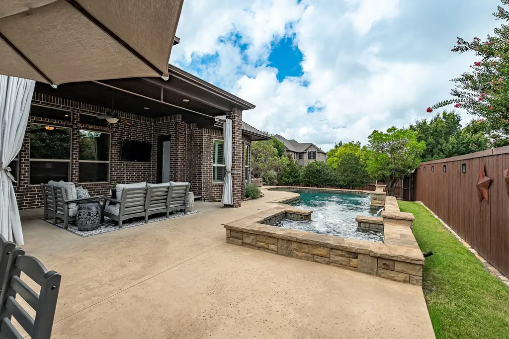 701 Beaver Creek Drive Murphy TX 75094