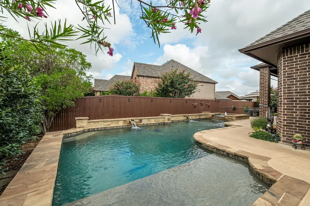 701 Beaver Creek Drive Murphy TX 75094
