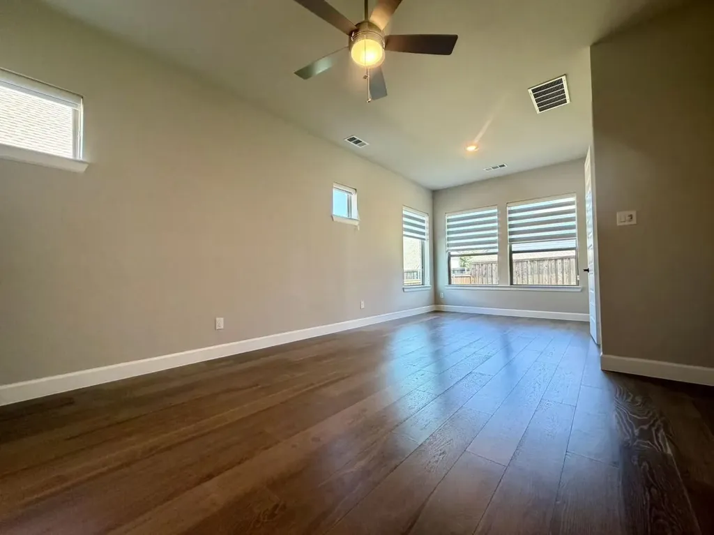 2912 Deerhurst Drive Highland Village TX 75077
