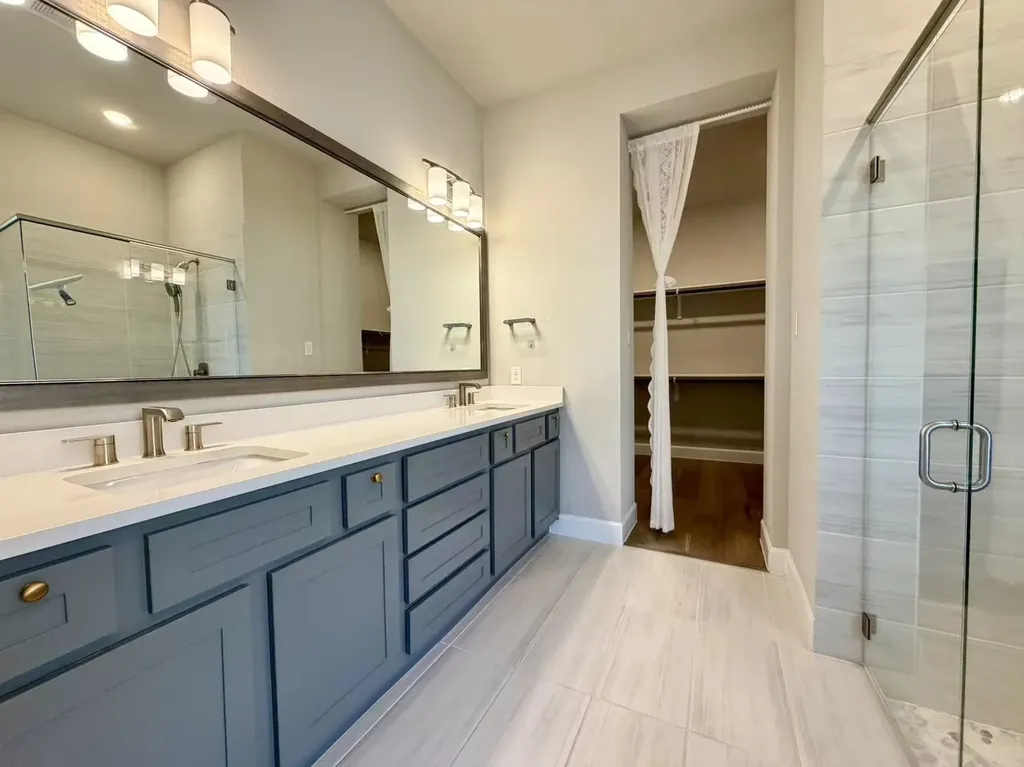 2912 Deerhurst Drive Highland Village TX 75077