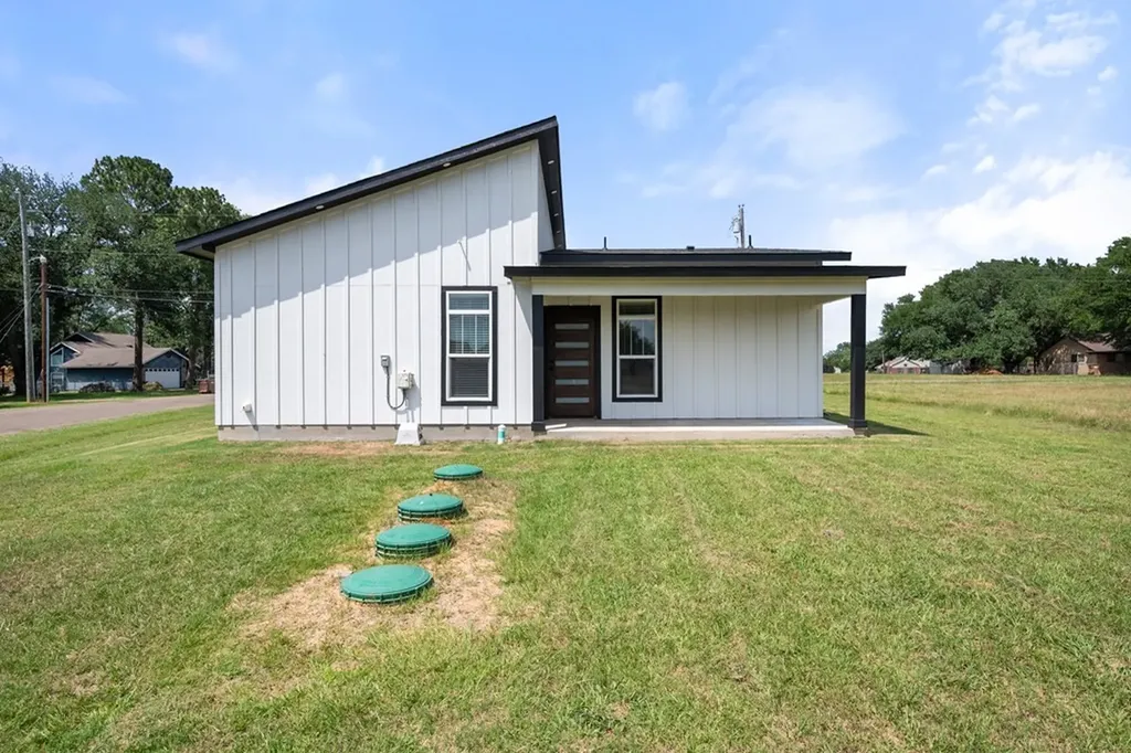 363 Cross Tie Ranch Road Trinidad TX 75163