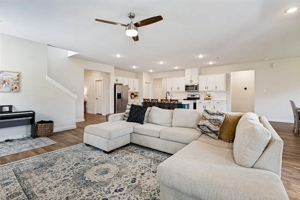 660 Cari Lane Forney TX 75126