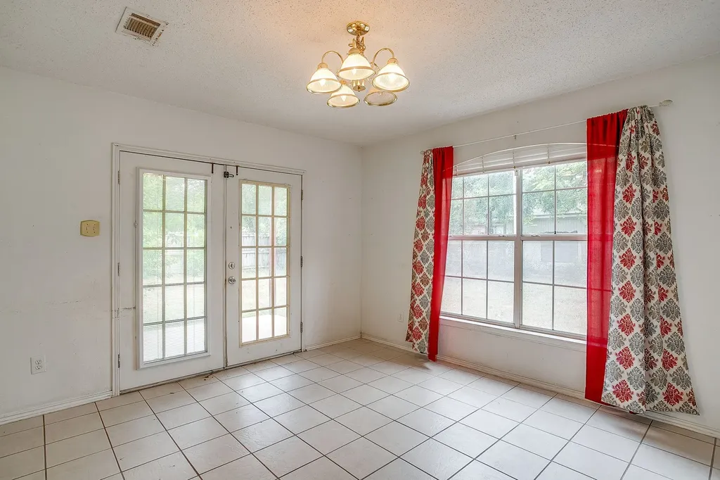 5745 Springtide Drive Fort Worth TX 76135