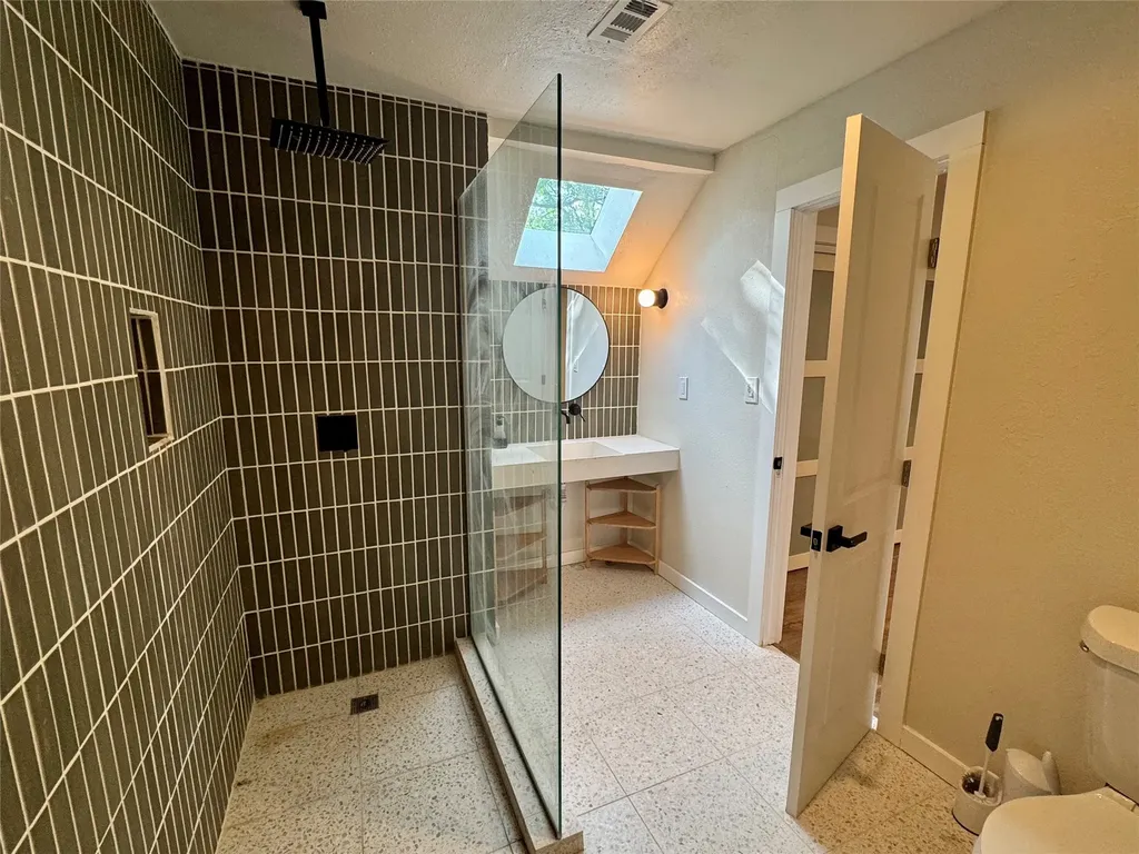 211 Mill Creek Drive Arlington TX 76010