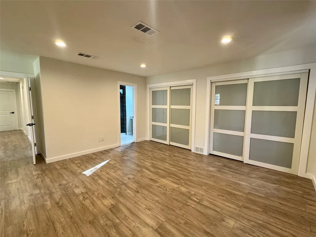 211 Mill Creek Drive Arlington TX 76010