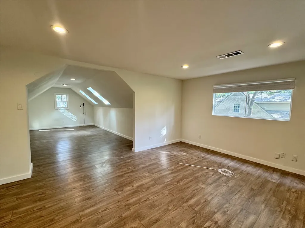211 Mill Creek Drive Arlington TX 76010