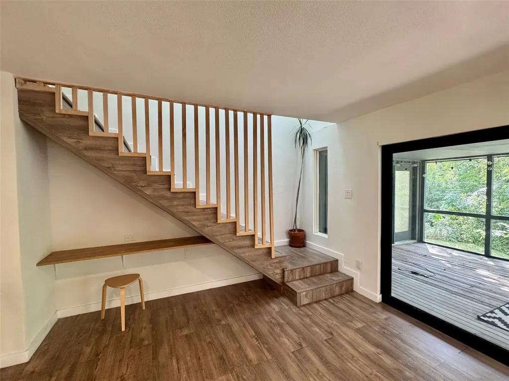 211 Mill Creek Drive Arlington TX 76010