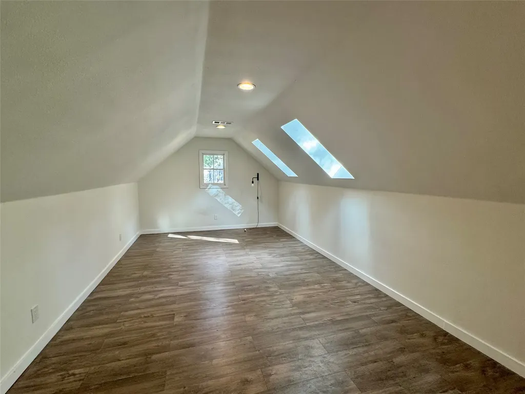 211 Mill Creek Drive Arlington TX 76010