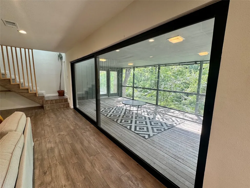 211 Mill Creek Drive Arlington TX 76010