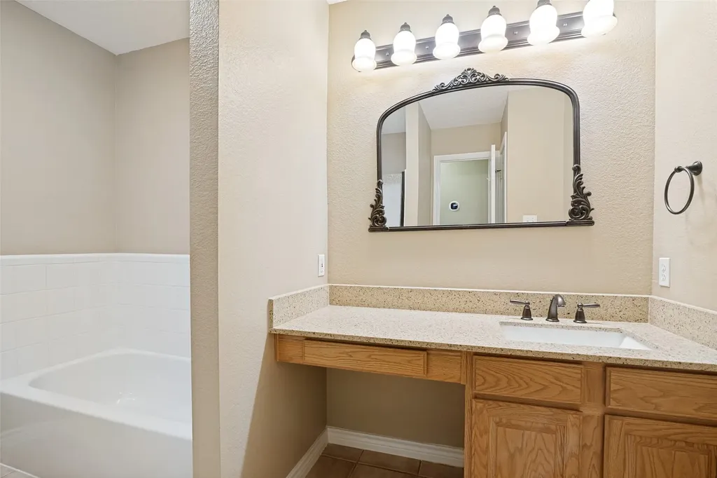 6630 Meadow Ridge Circle Nevada TX 75173