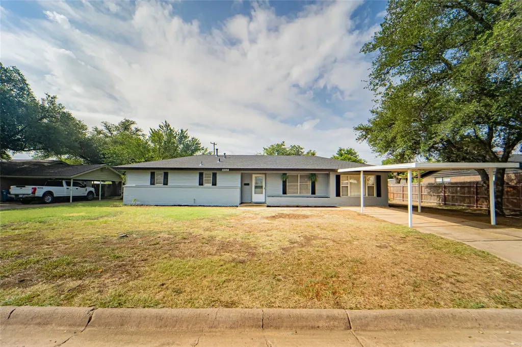 1505 Westridge Circle Breckenridge TX 76424