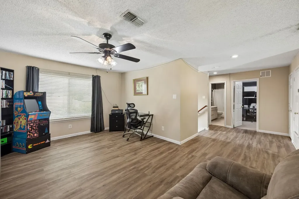 8824 Pedernales Trail Fort Worth TX 76118