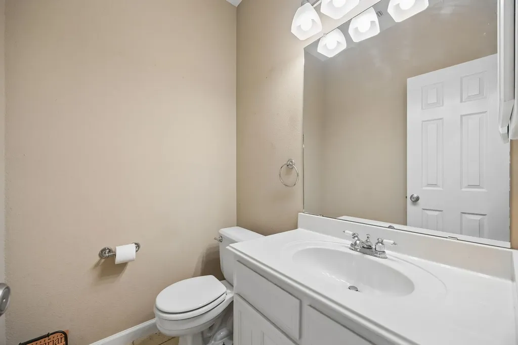 8824 Pedernales Trail Fort Worth TX 76118