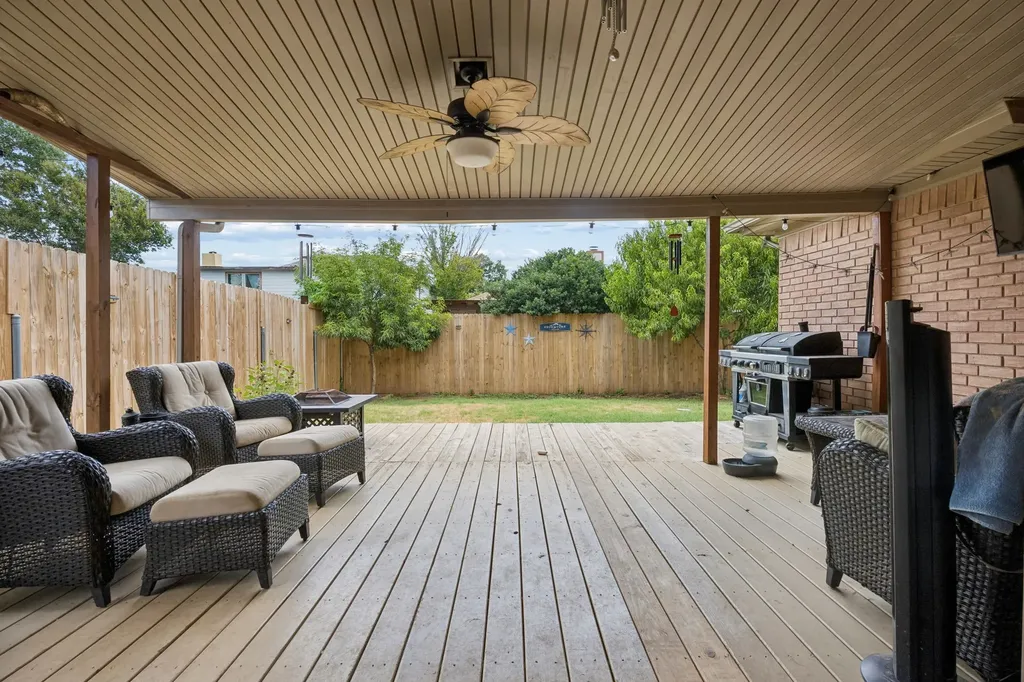 8824 Pedernales Trail Fort Worth TX 76118