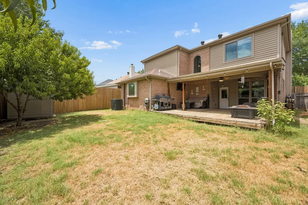 8824 Pedernales Trail Fort Worth TX 76118