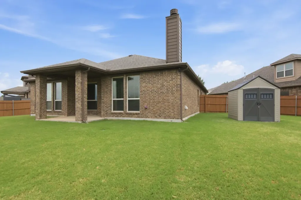 2444 Half Moon Bay Lane Fort Worth TX 76177