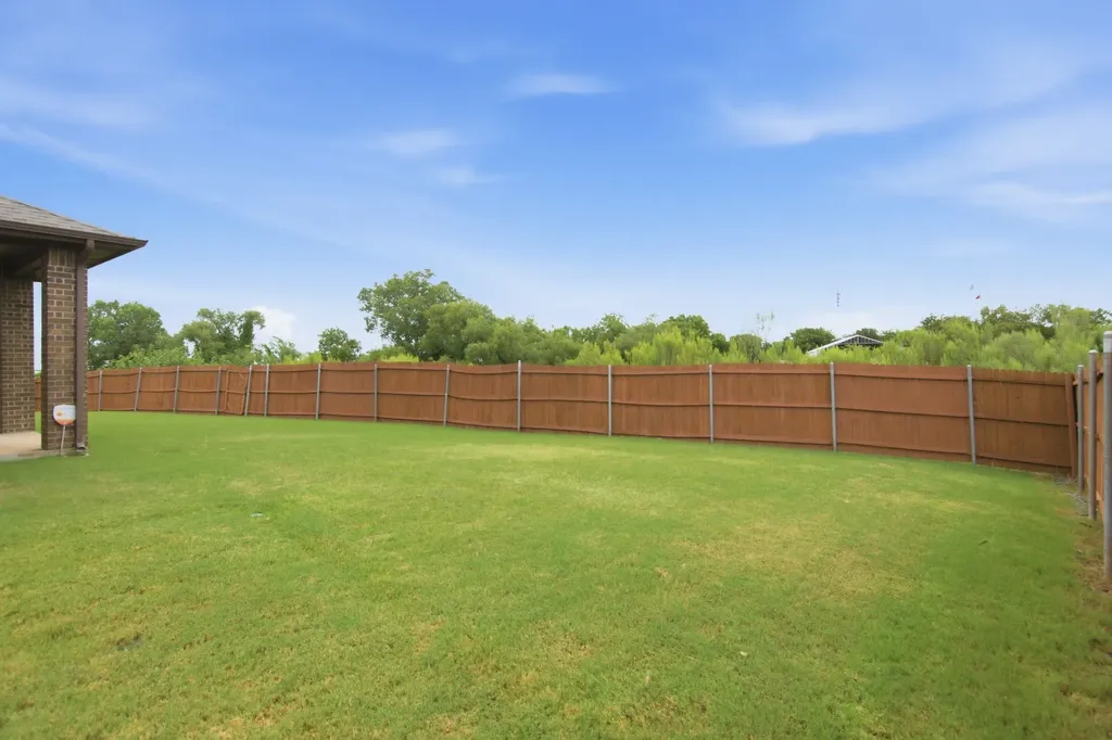 2444 Half Moon Bay Lane Fort Worth TX 76177