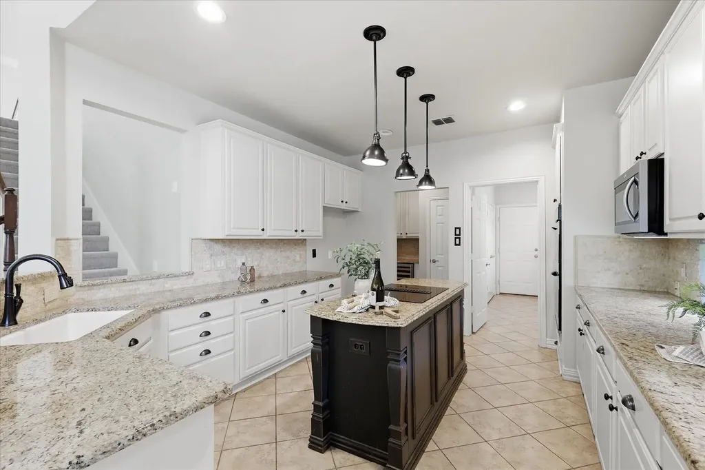 4704 Remington Park Drive Flower Mound TX 75028