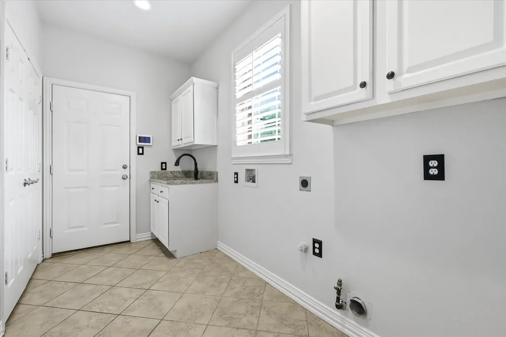 4704 Remington Park Drive Flower Mound TX 75028