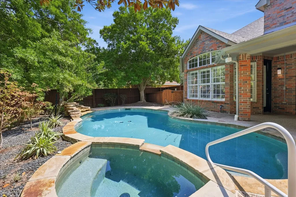 4704 Remington Park Drive Flower Mound TX 75028