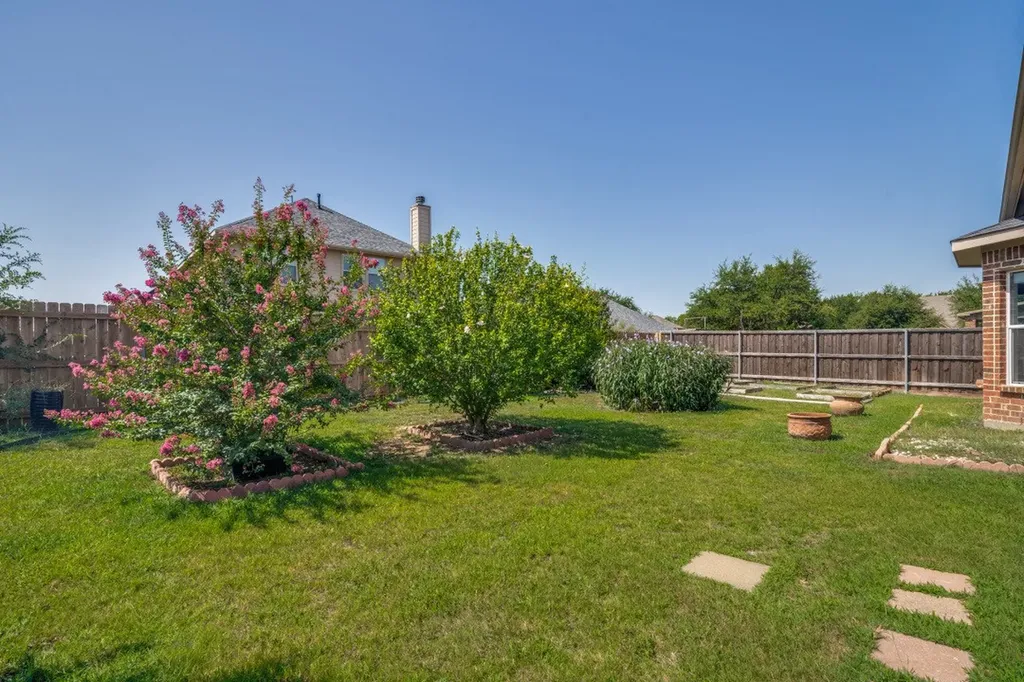 2808 Tanager Drive Mesquite TX 75181