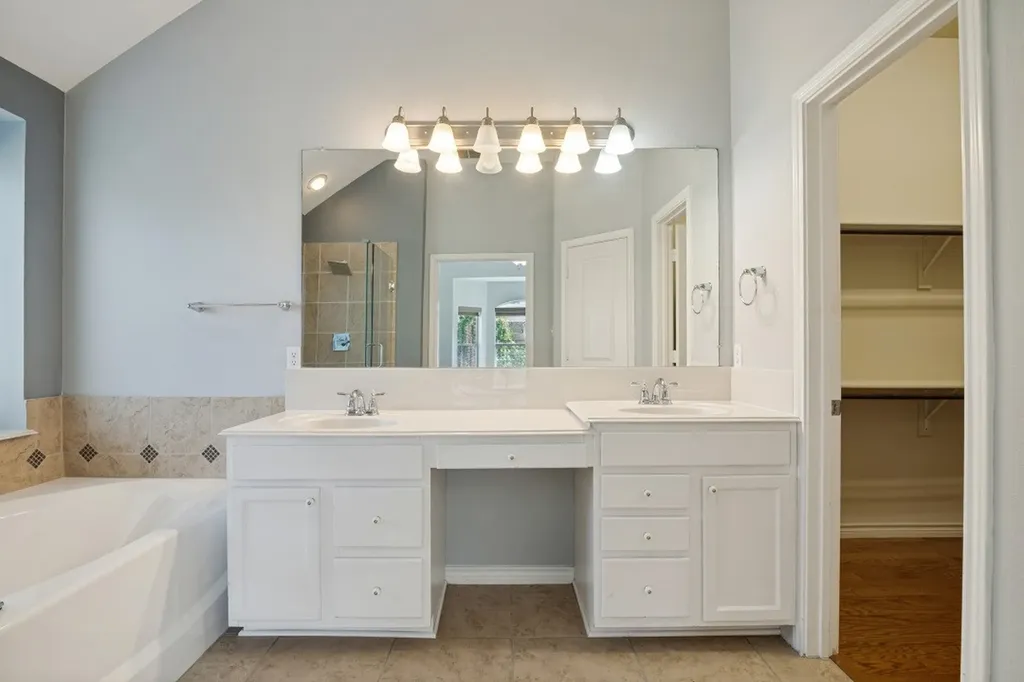 2808 Tanager Drive Mesquite TX 75181